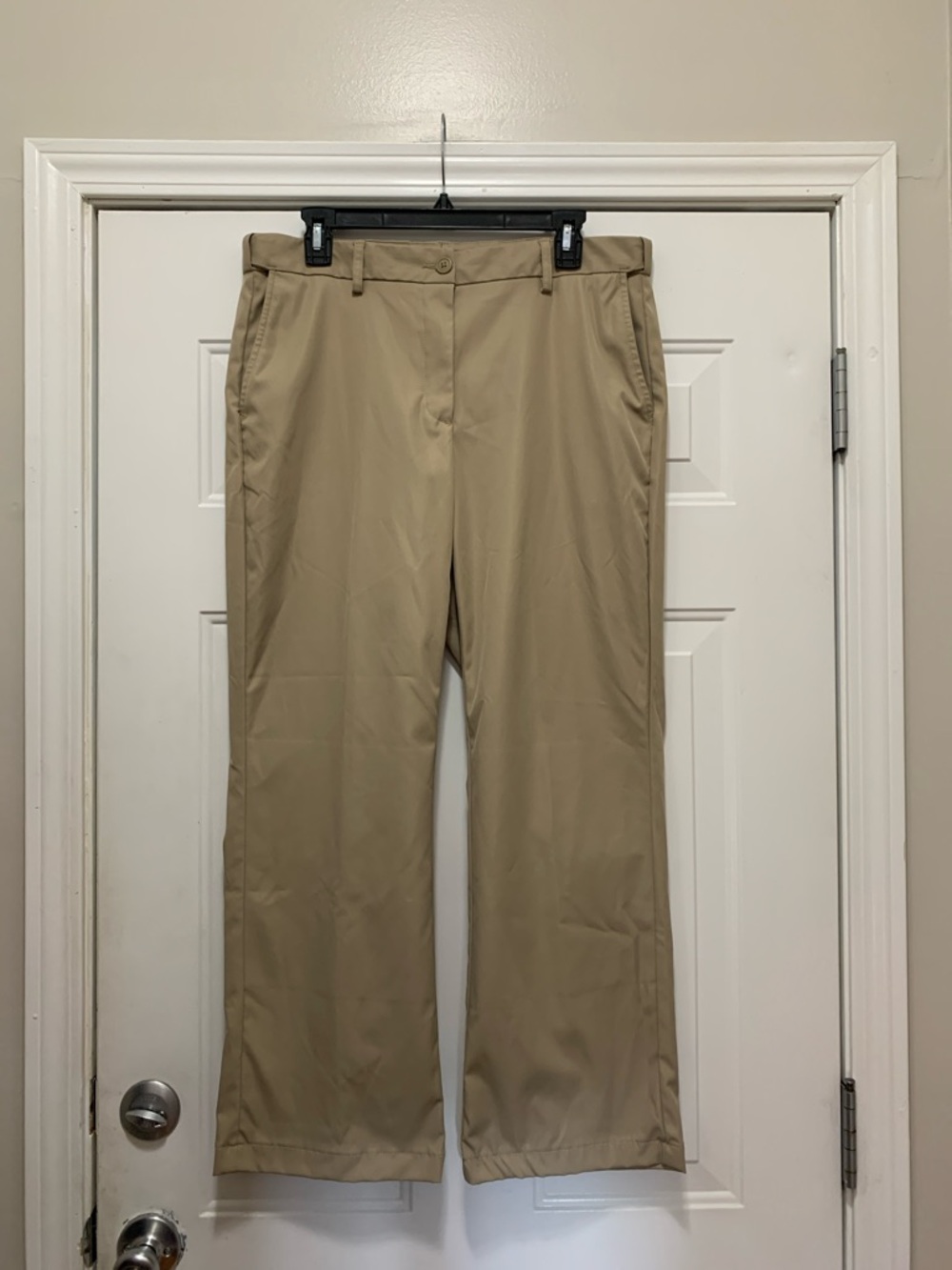 3/$15 Lands' End Women's Tan or Khaki Straight Leg Pants Size 14